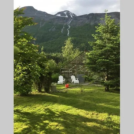 Meretes Garden - Yoga, & Retreat